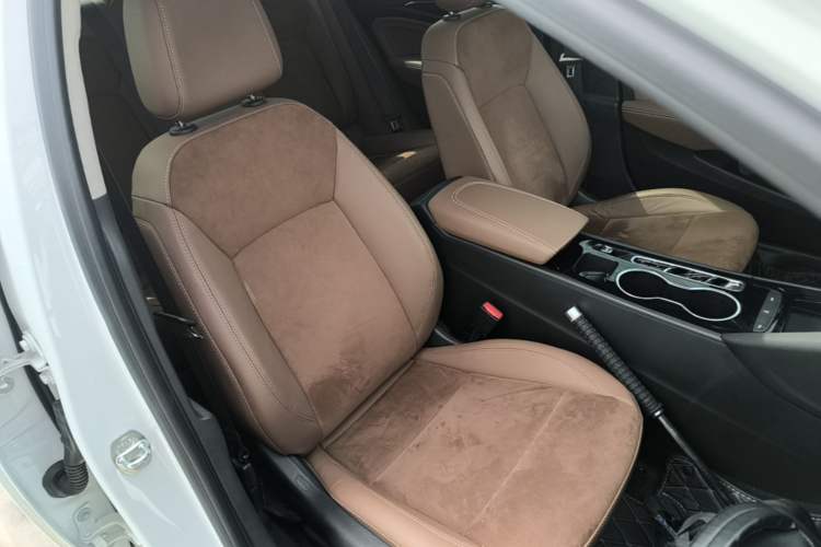 Used Buick Regal 2022 552T Smart Edition Right Front Seat