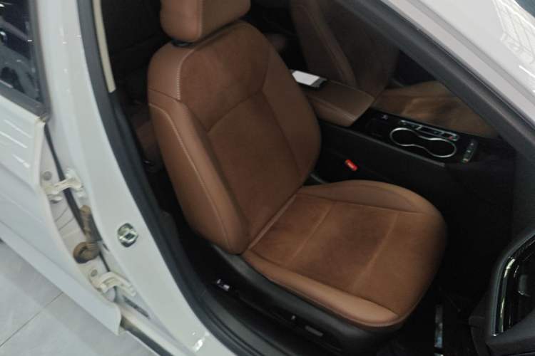 Used Buick Regal 2022 552T Smart Edition Right Front Seat