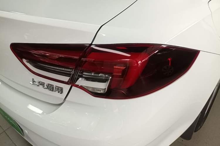 Used Buick Regal 2022 552T Smart Edition Right Rear Taillight