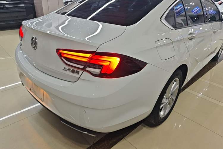 Used Buick Regal 2022 552T Smart Edition Right Rear Taillight