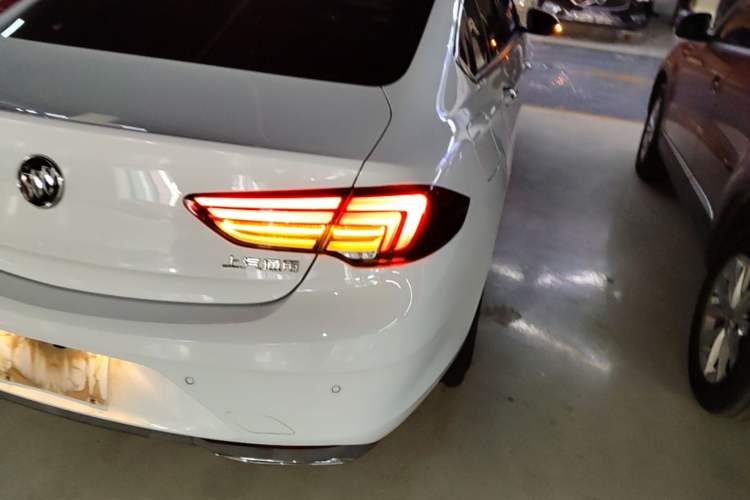 Used Buick Regal 2022 552T Smart Edition Right Rear Taillight