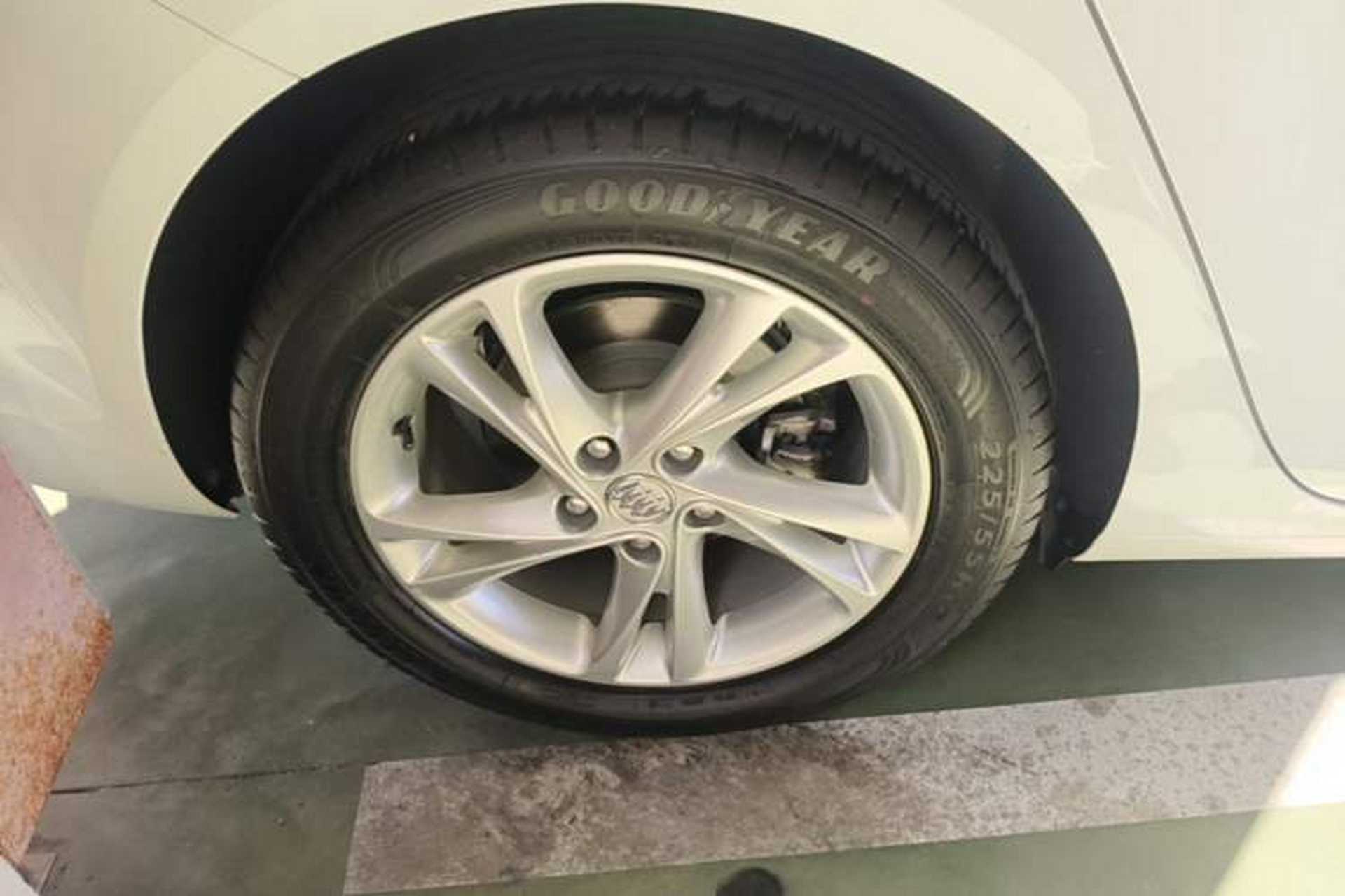 Used Buick Regal 2022 552T Smart Edition Right Rear Wheel Hub