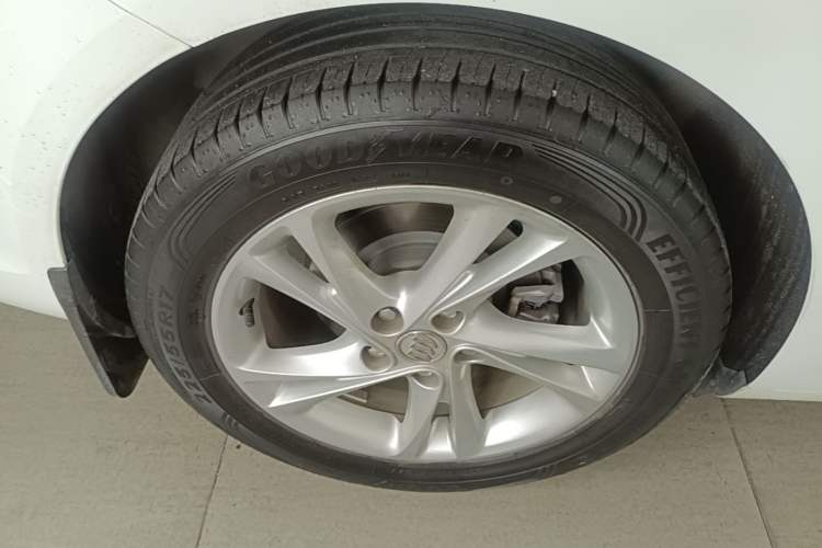 Used Buick Regal 2022 552T Smart Edition Right Rear Wheel Hub