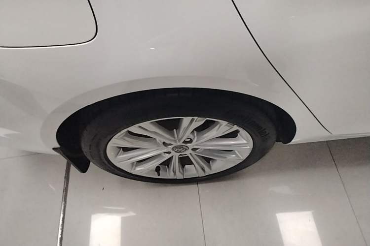 Used Buick Regal 2022 652T Smart Enjoyment Version Right Rear Wheel Hub