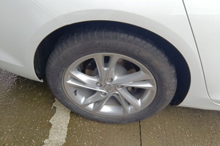 Used Buick Regal 2022 552T Smart Edition Right Rear Wheel Hub