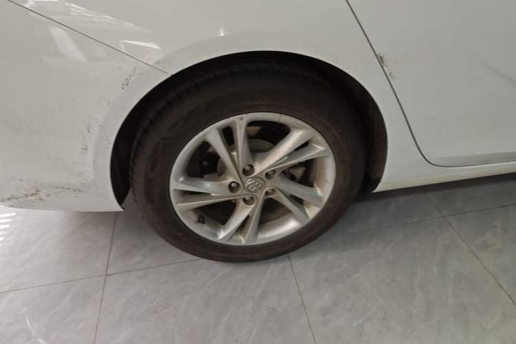 Used Buick Regal 2022 552T Smart Edition Right Rear Wheel Hub