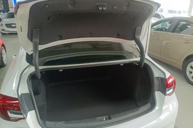 Used Buick Regal 2022 552T Smart Edition Trunk