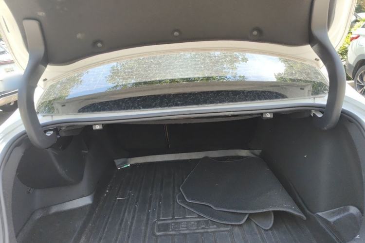 Used Buick Regal 2022 552T Smart Edition Trunk
