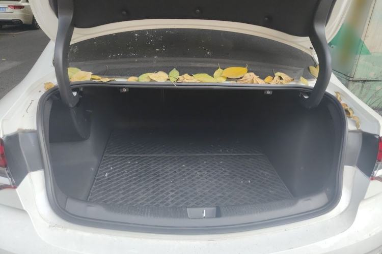 Used Buick Regal 2022 552T Smart Edition Trunk