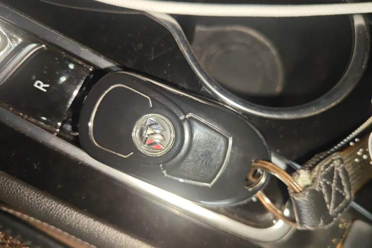 Used Buick Regal 2022 552T Smart Edition Vehicle Key