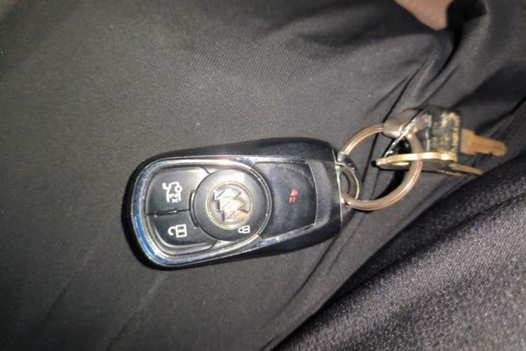 Used Buick Regal 2022 552T Smart Edition Vehicle Key