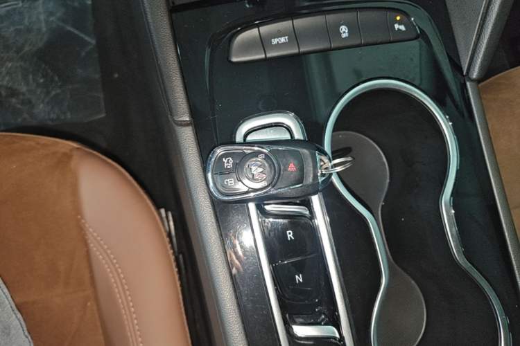 Used Buick Regal 2022 552T Smart Edition Vehicle Key