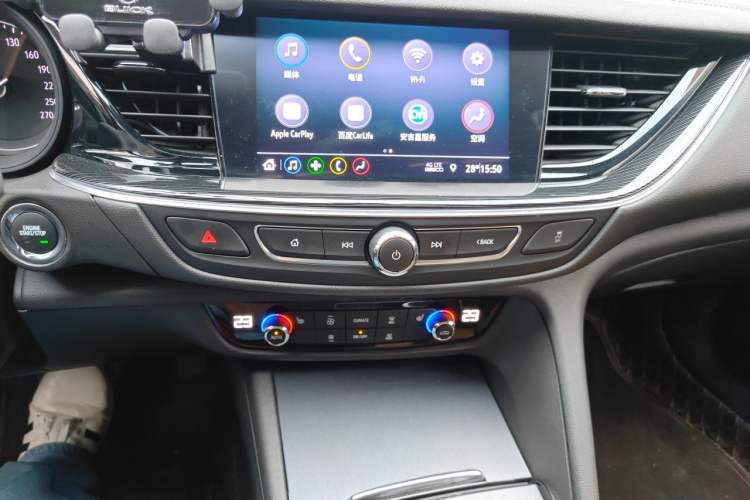 Used Buick Regal 2023 552T Smart Enjoyment Version Audio And AC Panel