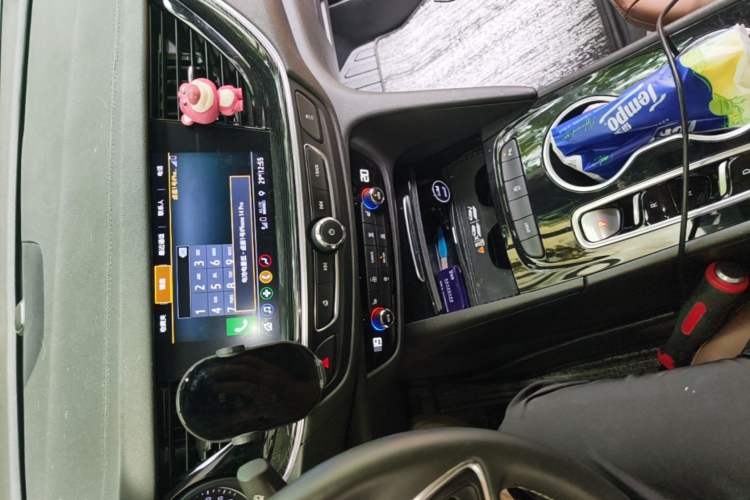 Used Buick Regal 2023 552T Smart Enjoyment Version Audio And AC Panel