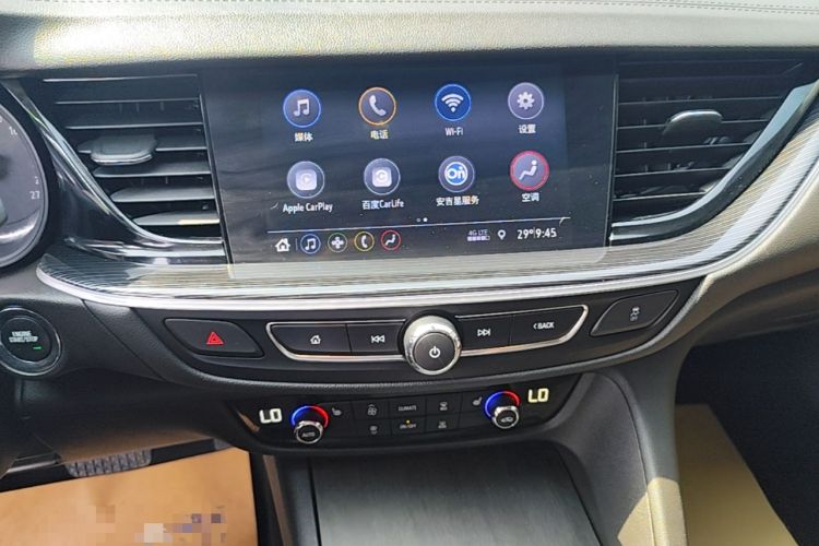 Used Buick Regal 2023 552T Smart Enjoyment Version Audio And AC Panel