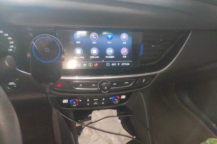 Used Buick Regal 2023 552T Smart Enjoyment Version Audio And AC Panel
