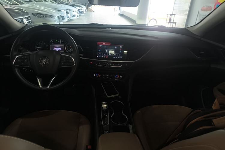 Used Buick Regal 2023 552T Smart Enjoyment Version Center Console