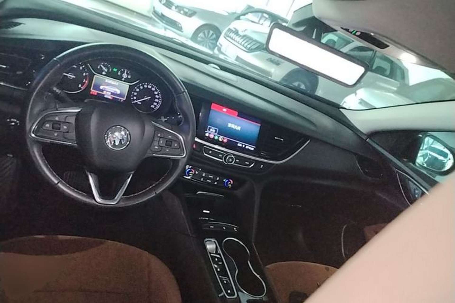 Used Buick Regal 2023 552T Smart Enjoyment Version Center Console