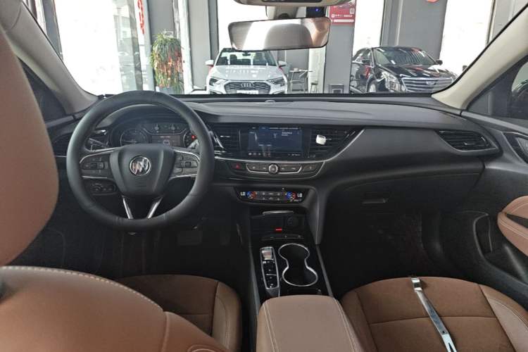 Used Buick Regal 2023 552T Smart Enjoyment Version Center Console