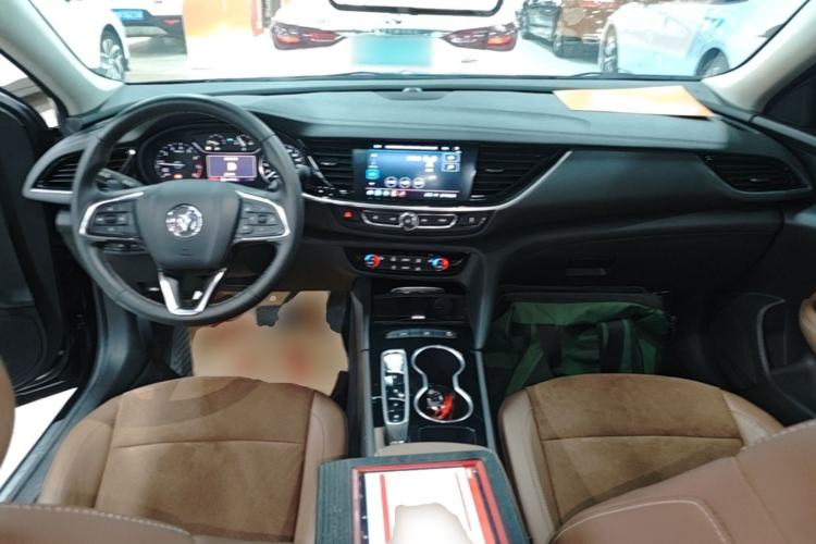 Used Buick Regal 2023 552T Smart Enjoyment Version Center Console