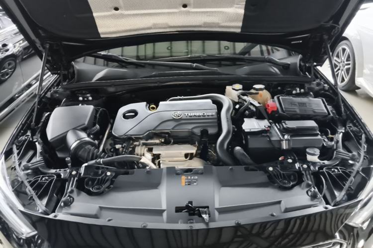 Used Buick Regal 2023 552T Smart Enjoyment Version Engine Bay