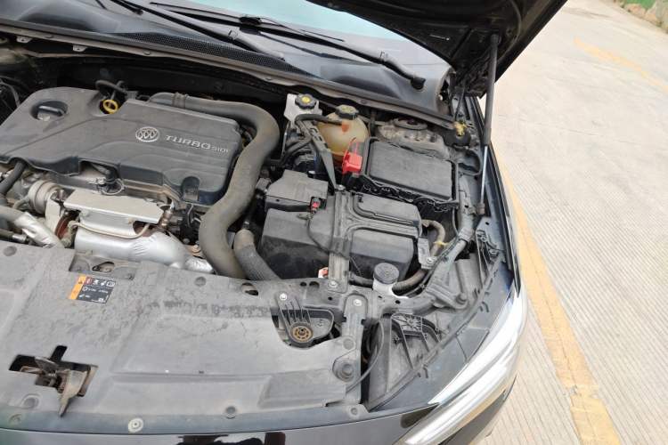 Used Buick Regal 2023 552T Smart Enjoyment Version Engine Bay Left