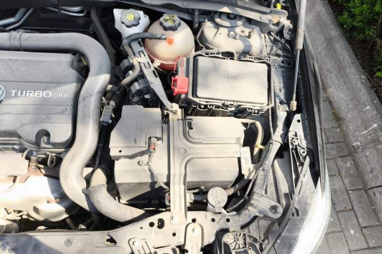 Used Buick Regal 2023 552T Smart Enjoyment Version Engine Bay Left
