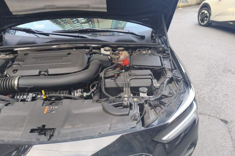 Used Buick Regal 2023 652T Smart Enjoyment Version Engine Bay Left