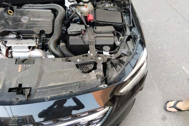Used Buick Regal 2023 552T Smart Enjoyment Version Engine Bay Left