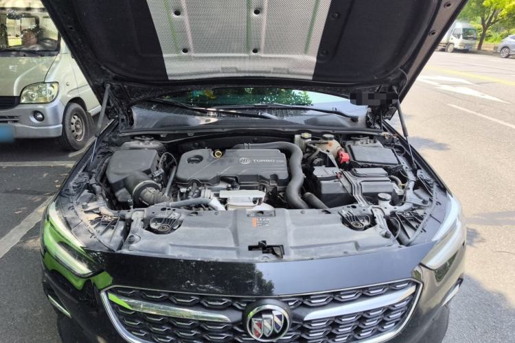 Used Buick Regal 2023 552T Smart Enjoyment Version Engine Bay