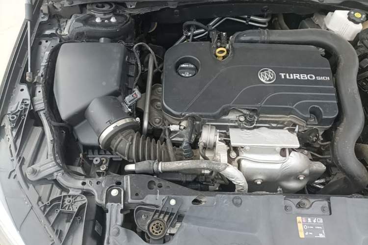 Used Buick Regal 2023 552T Smart Enjoyment Version Engine Bay Right
