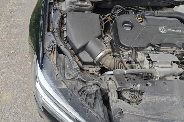 Used Buick Regal 2023 552T Smart Enjoyment Version Engine Bay Right