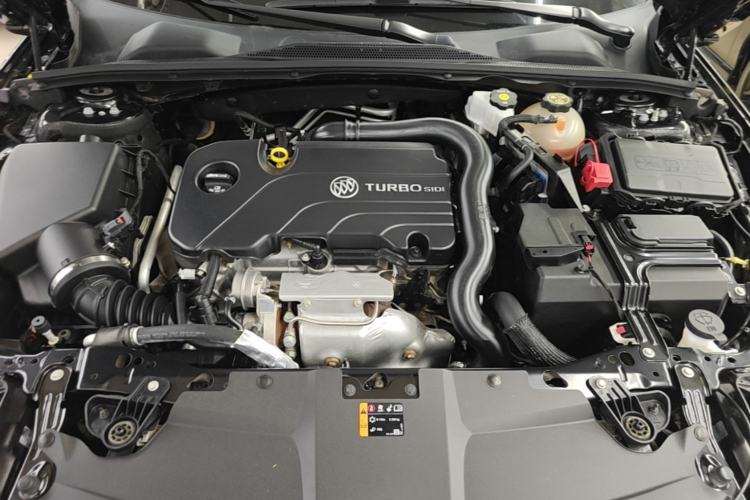 Used Buick Regal 2023 552T Smart Enjoyment Version Engine Bay