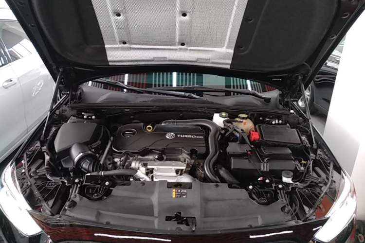 Used Buick Regal 2023 552T Smart Enjoyment Version Engine Bay