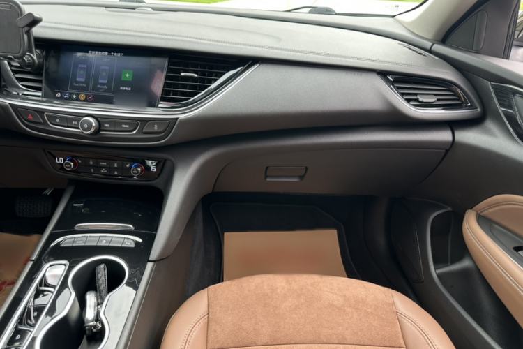 Used Buick Regal 2023 552T Smart Enjoyment Version Interior 1