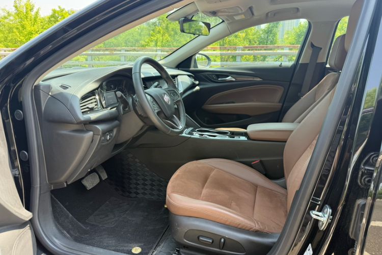 Used Buick Regal 2023 552T Smart Enjoyment Version Interior 3