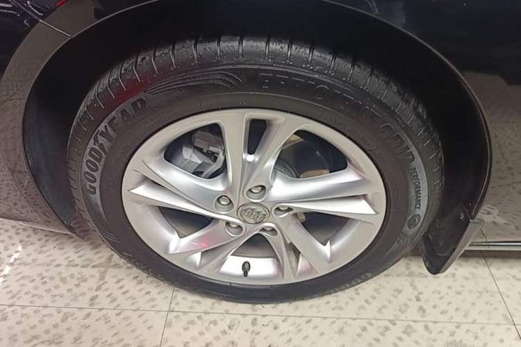Used Buick Regal 2023 552T Smart Enjoyment Version Left Front Wheel Hub
