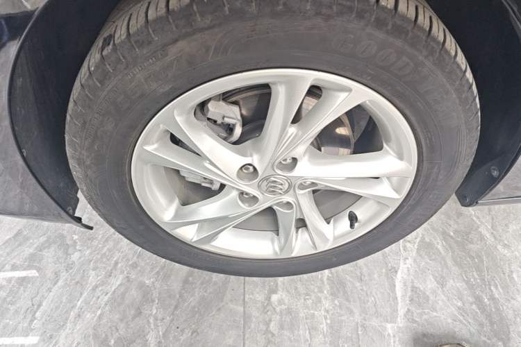 Used Buick Regal 2023 552T Smart Enjoyment Version Left Front Wheel Hub