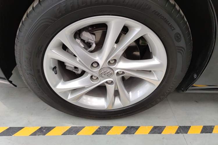 Used Buick Regal 2023 552T Smart Enjoyment Version Left Front Wheel Hub