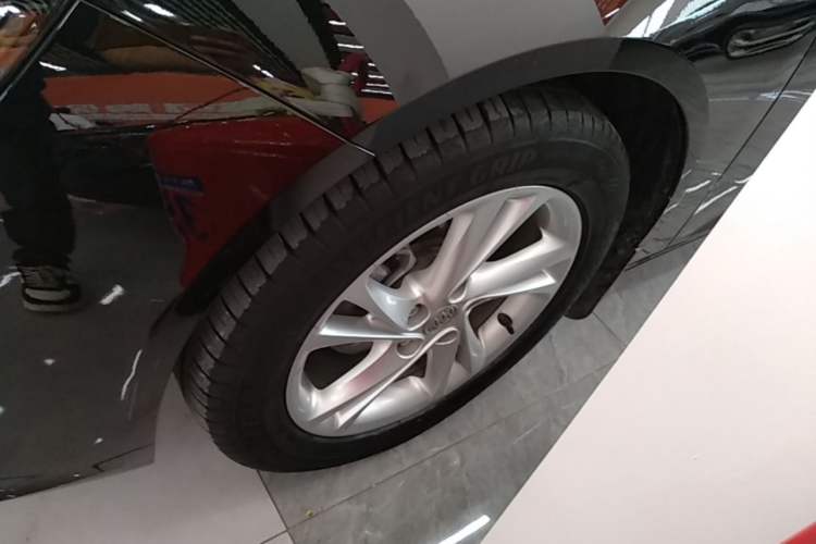 Used Buick Regal 2023 552T Smart Enjoyment Version Left Front Wheel Hub