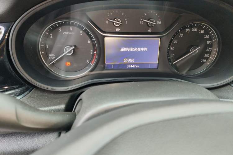 Used Buick Regal 2023 552T Smart Enjoyment Version Odometer Close Up