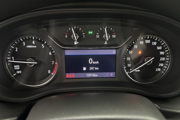 Used Buick Regal 2023 552T Smart Enjoyment Version Odometer Close Up
