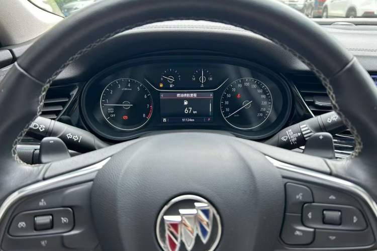 Used Buick Regal 2023 552T Smart Enjoyment Version Odometer Close Up