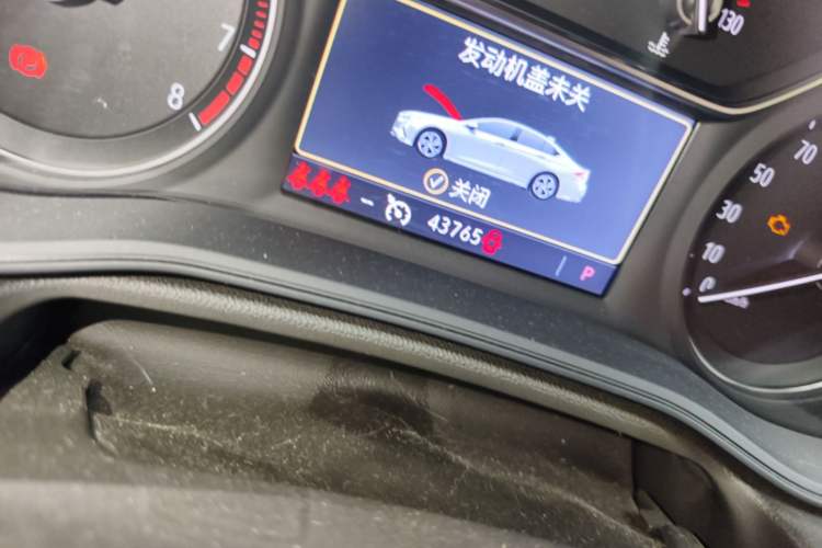Used Buick Regal 2023 552T Smart Enjoyment Version Odometer Close Up
