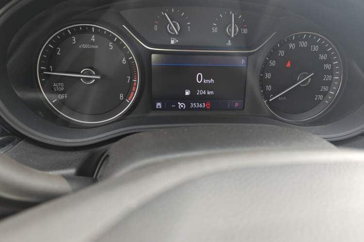 Used Buick Regal 2023 552T Smart Enjoyment Version Odometer Close Up