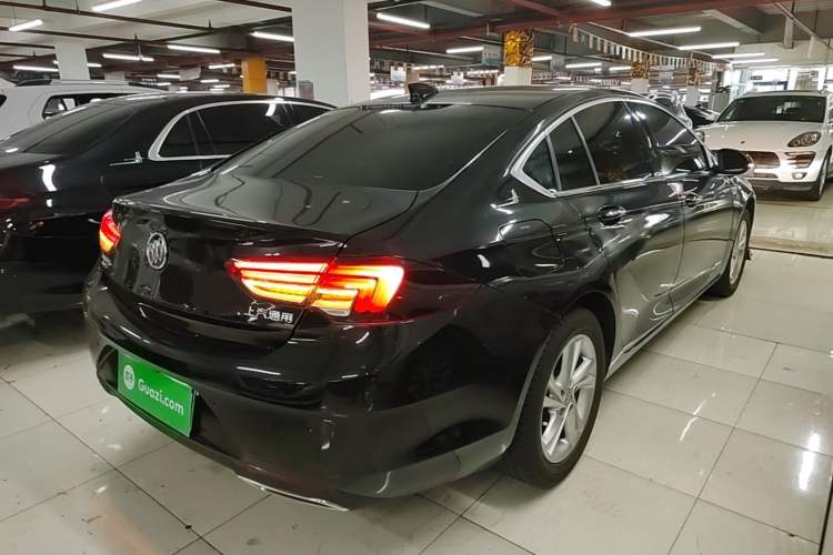 Used Buick Regal 2023 552T Smart Enjoyment Version Rear Right 45 Deg