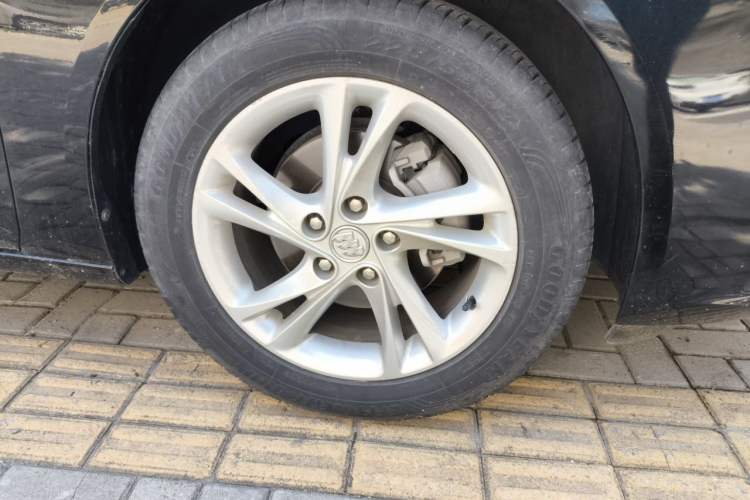 Used Buick Regal 2023 552T Smart Enjoyment Version Right Front Wheel Hub