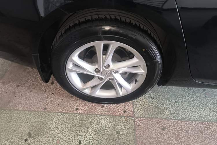 Used Buick Regal 2023 552T Smart Enjoyment Version Right Rear Wheel Hub