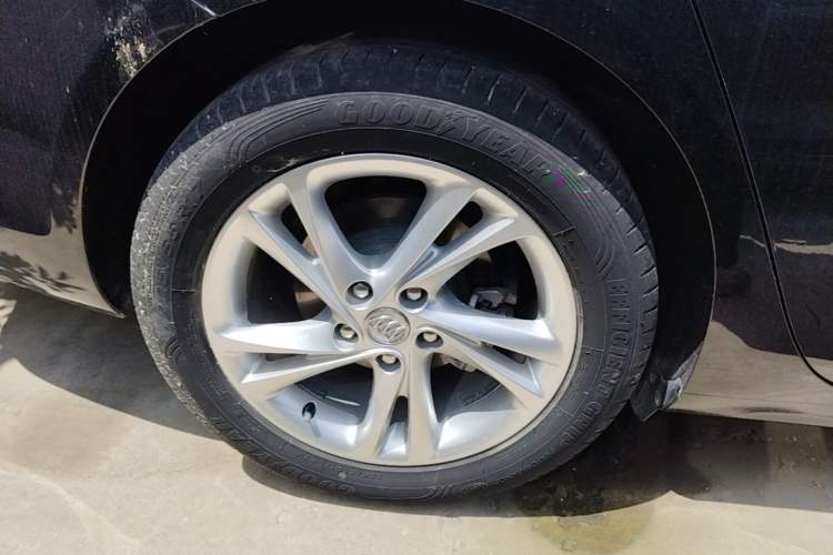 Used Buick Regal 2023 552T Smart Enjoyment Version Right Rear Wheel Hub