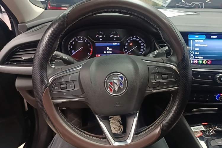 Used Buick Regal 2023 552T Smart Enjoyment Version Steering Wheel